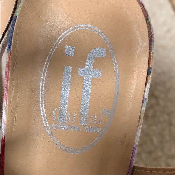 Floral Man Made Material Heels - Picture 3 of 7